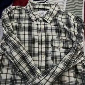 Men’s flannel shirt size Large
